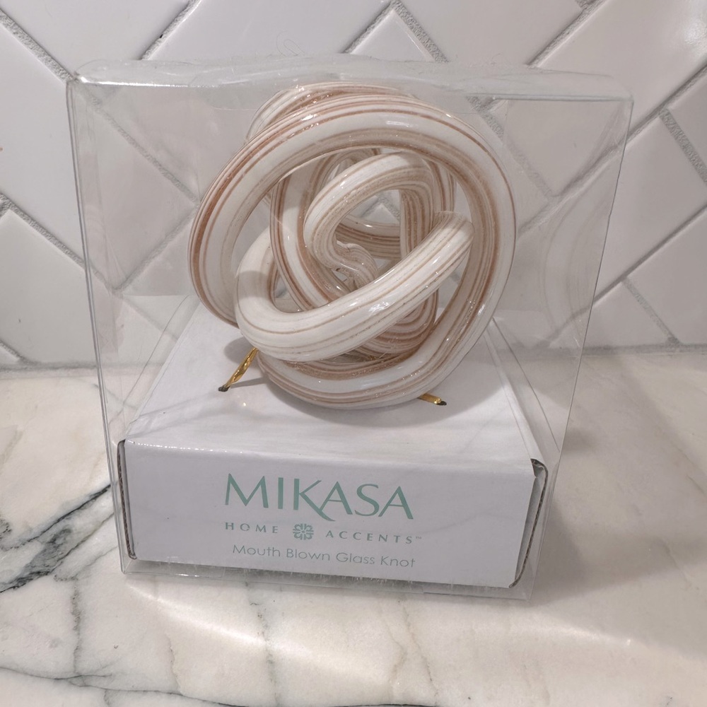 Mikasa Glass Knot Home Accents 3" Mouth Blown Shimmering Gold NIB